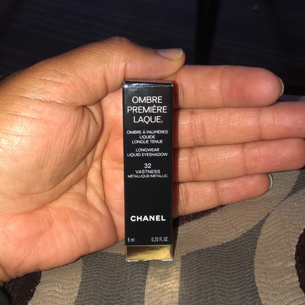 Liquid Eye Shadow